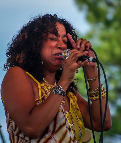 Sophia Ramos Emotional Singing On Blues Farm Stage Performing At Heroes Of Woodstock Tour In Winthrop, WA
