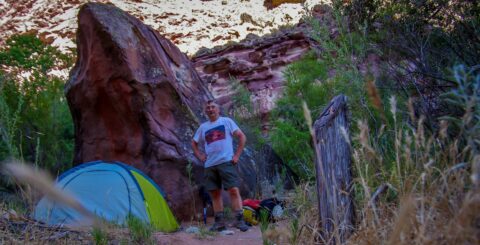 After 11km Of hiking rrasha set small tent at Upper Tapeats campsite in Grand Canyon National Park, AZ