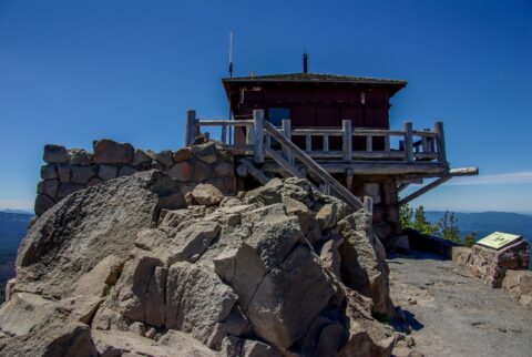 Watchman Observation Station On Crater Lake, OR