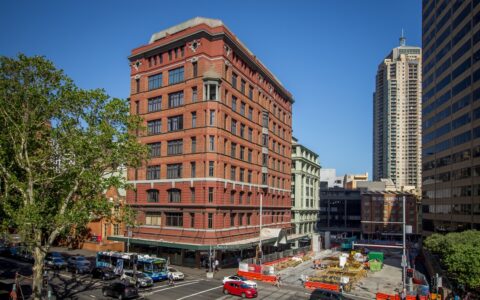 (I Stayed In 4 Bed Room On The 6th Floor In) Hostel YHA Central In Sydney, NSW, Australia