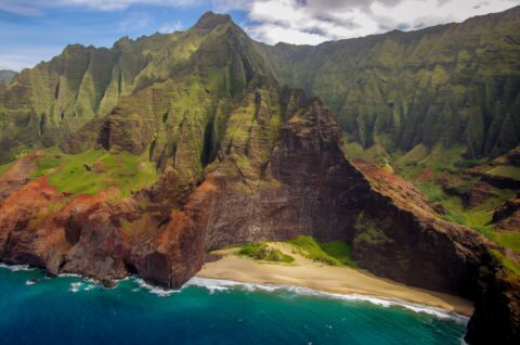 Honopu Beach On Nā Pali Coast – Blue Hawaiian Helicopter Ride On Kauai Island, HI