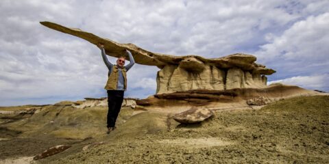 rrasha Showing Size Of King Of The Wings (Momo’s Wing), NM