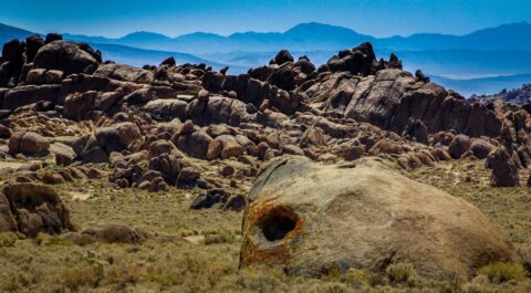 ♫ “I See You…”   Alabama Hills, CA