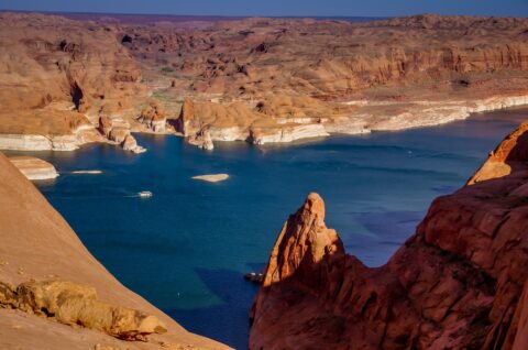 Look From The Hole In The Rock View Point At Glen Lake That Covers The Prettiest Canyon In Utah