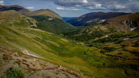 Scenery In Rocky Mountain National Park, CO
