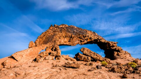 Hiking Around Sunset Arch, Grand Staircase Escalante National Monument, UT