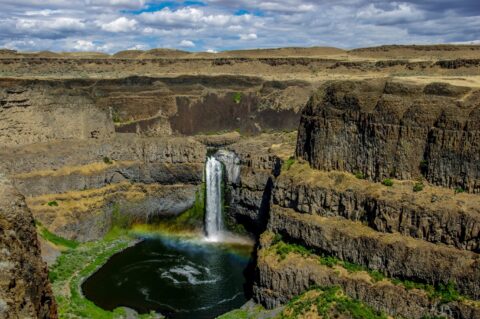Look At Palouse Falls Groto In Palouse Falls State Park, WA