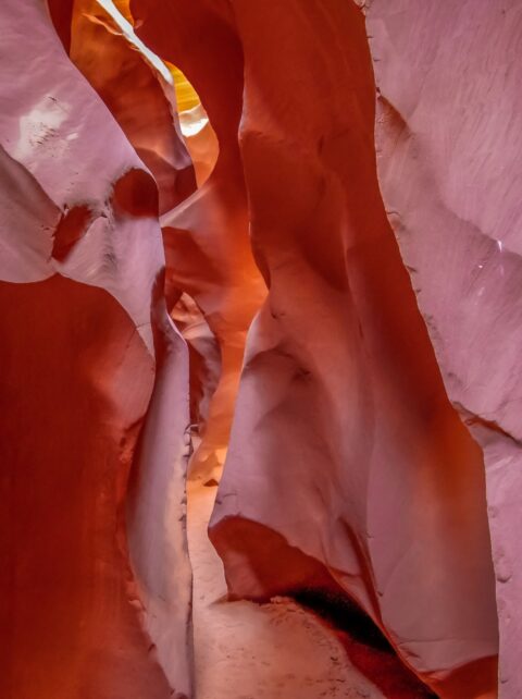 Narrow Section In Lower Antelope Canyon, AZ
