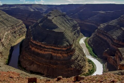 San Juan River Goosenecks Around Sediment Layers, Goosenecks State Park, UT