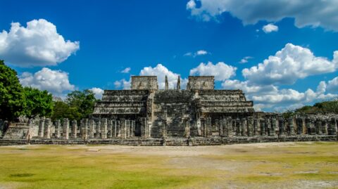 Temple Of The Warriors On Chichen Itza Archaeological Site
