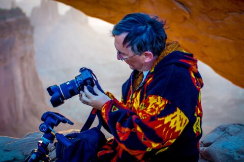 rrasha Set Camera For Sunrise Photo Of Mesa Arch, Canyonlands National Park, UT